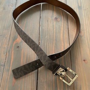 Michael Kors Padlock belt